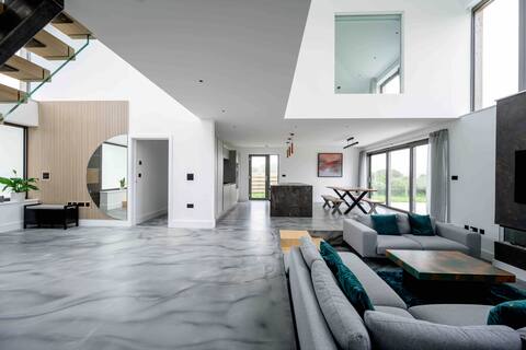 Karenza - luxury getaway