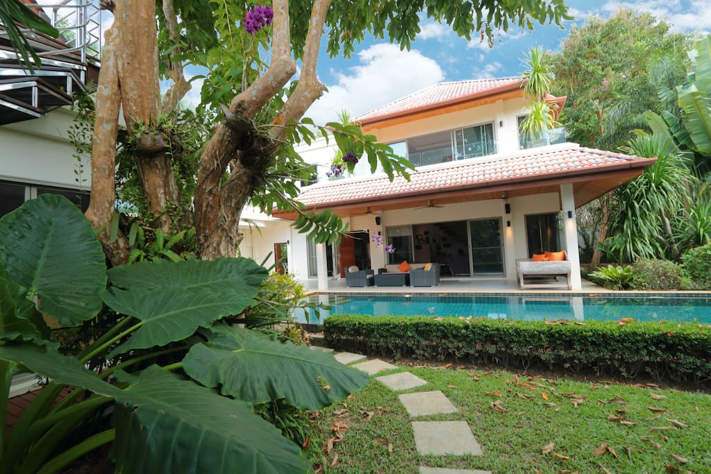 Tropical Garden