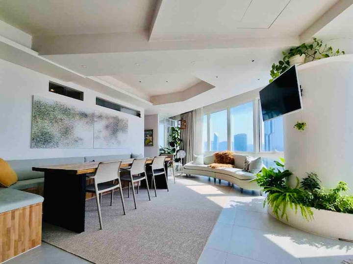 Beautiful view of Sustainable Penthouse View Rentals