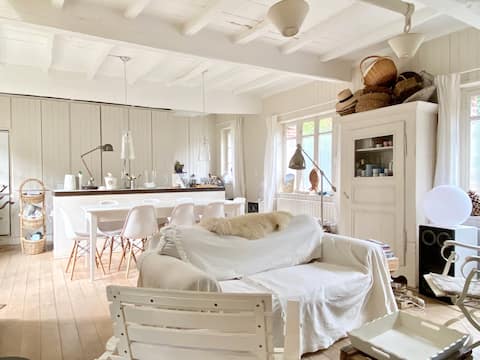 Charming house in the heart of the village