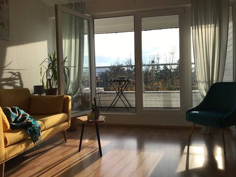 Kleines aber feines Zimmer zu vermieten.