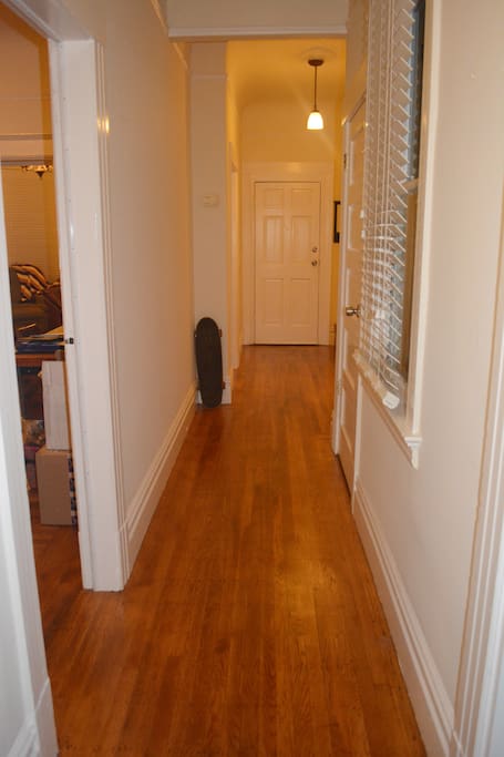 Hallway/Entrance