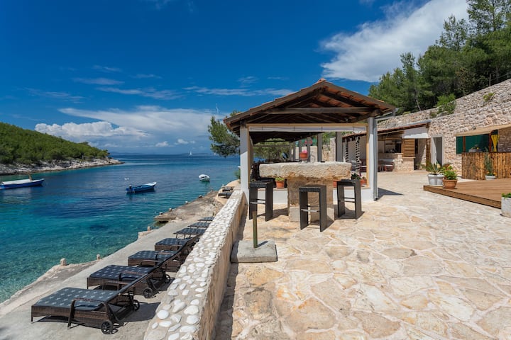 Stari Grad Хорватия