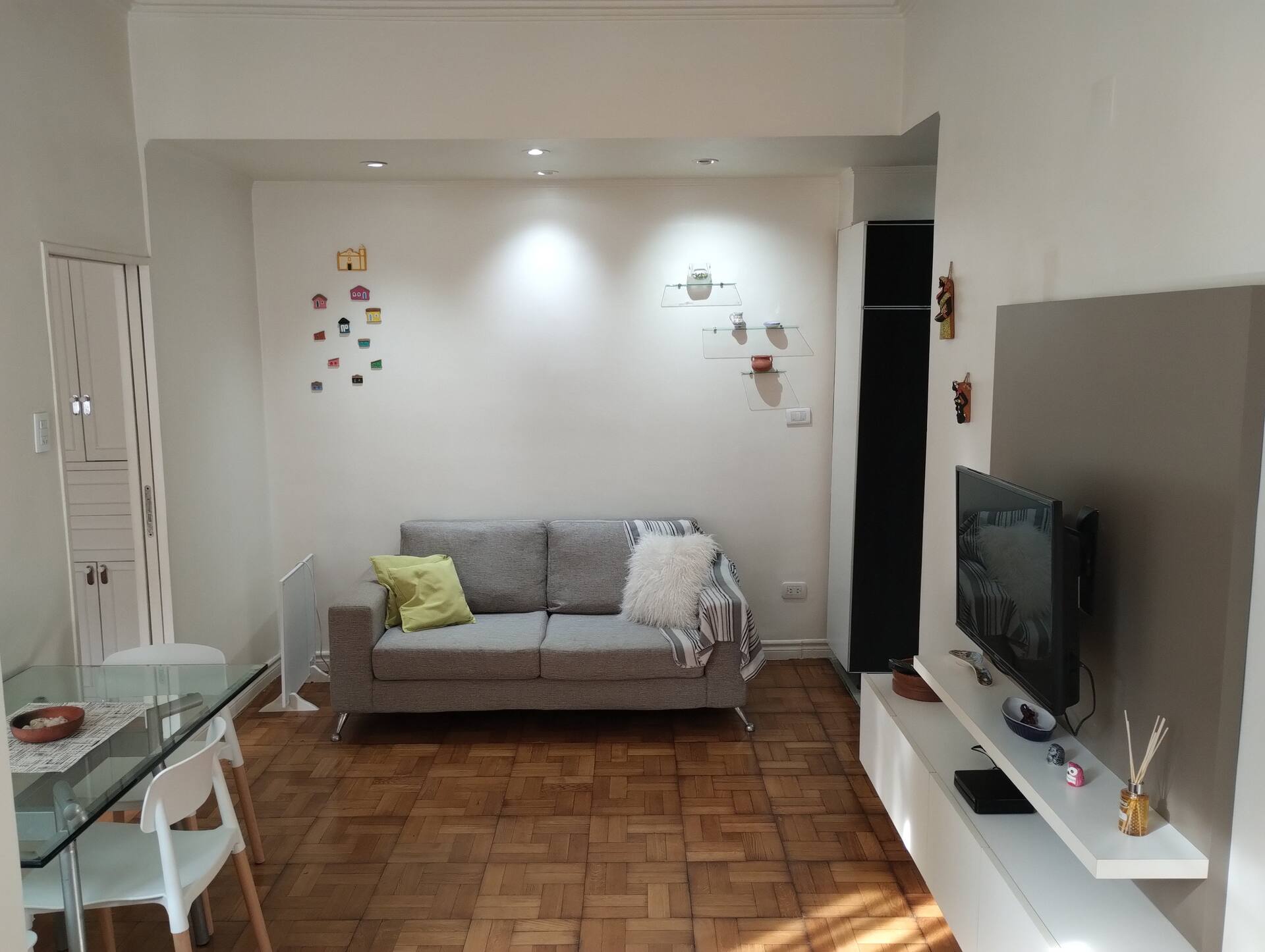 Quiet and conveniently located apartment