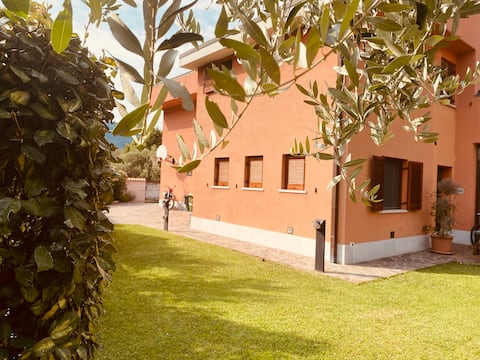 Accommodation with garden near Trieste & motorway