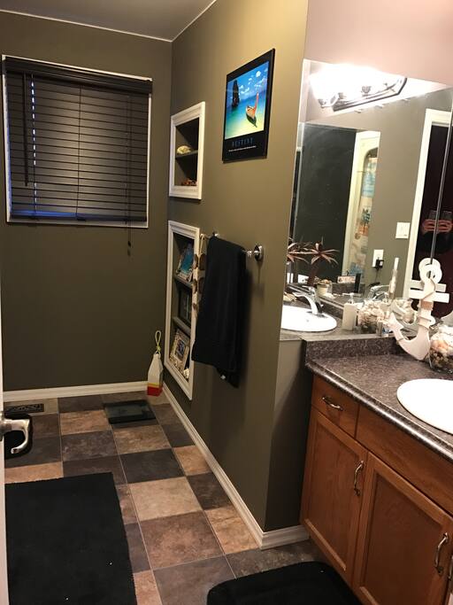 Shared bathroom upstairs