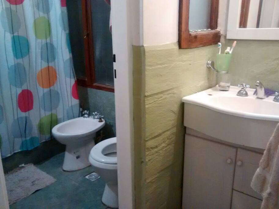 Baño compartido.