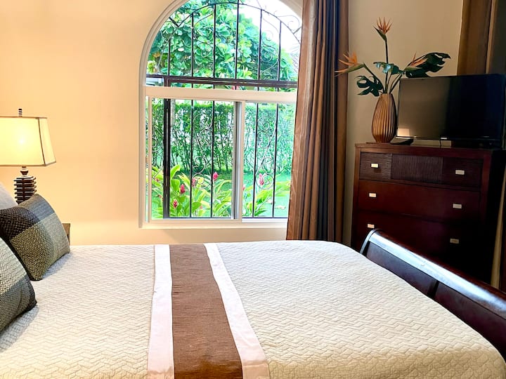 Საძინებელი #2 საწოლი 152 × 203 სმ