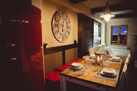 Airbnb con mejor rendimiento: Luxury Danna Plaza Mayor. en Cuenca