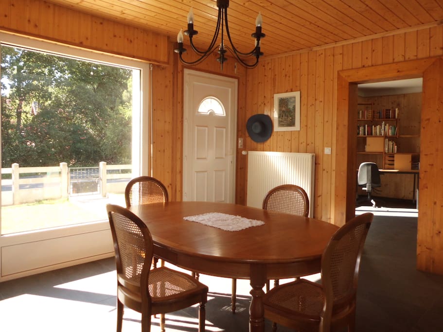 salle à manger, table avec rallonge