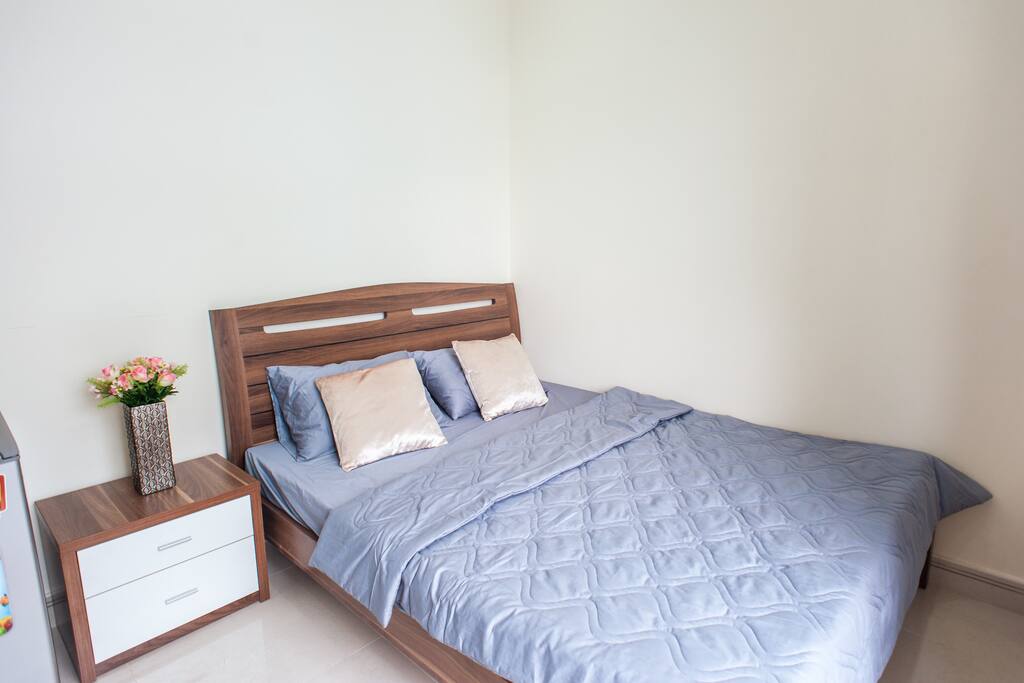 New Studio #104, Kitchen + Balcony - Floor 1, D10