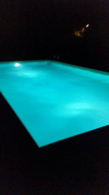 Piscina riscaldata bagno notturno