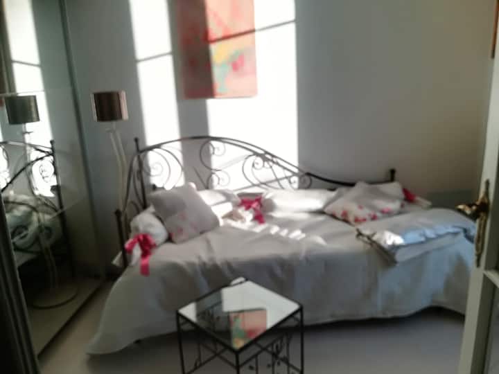 1 persoonskamer op de begane grond