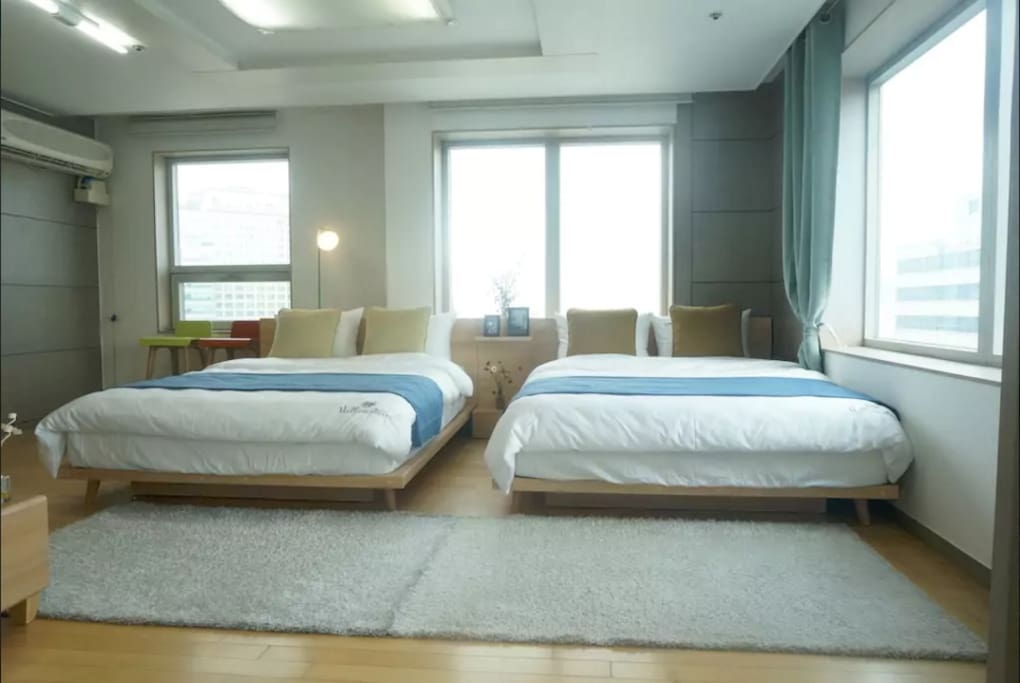 Lovely Room1