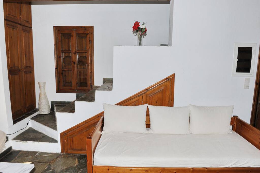 Comfy livingroom & staircase