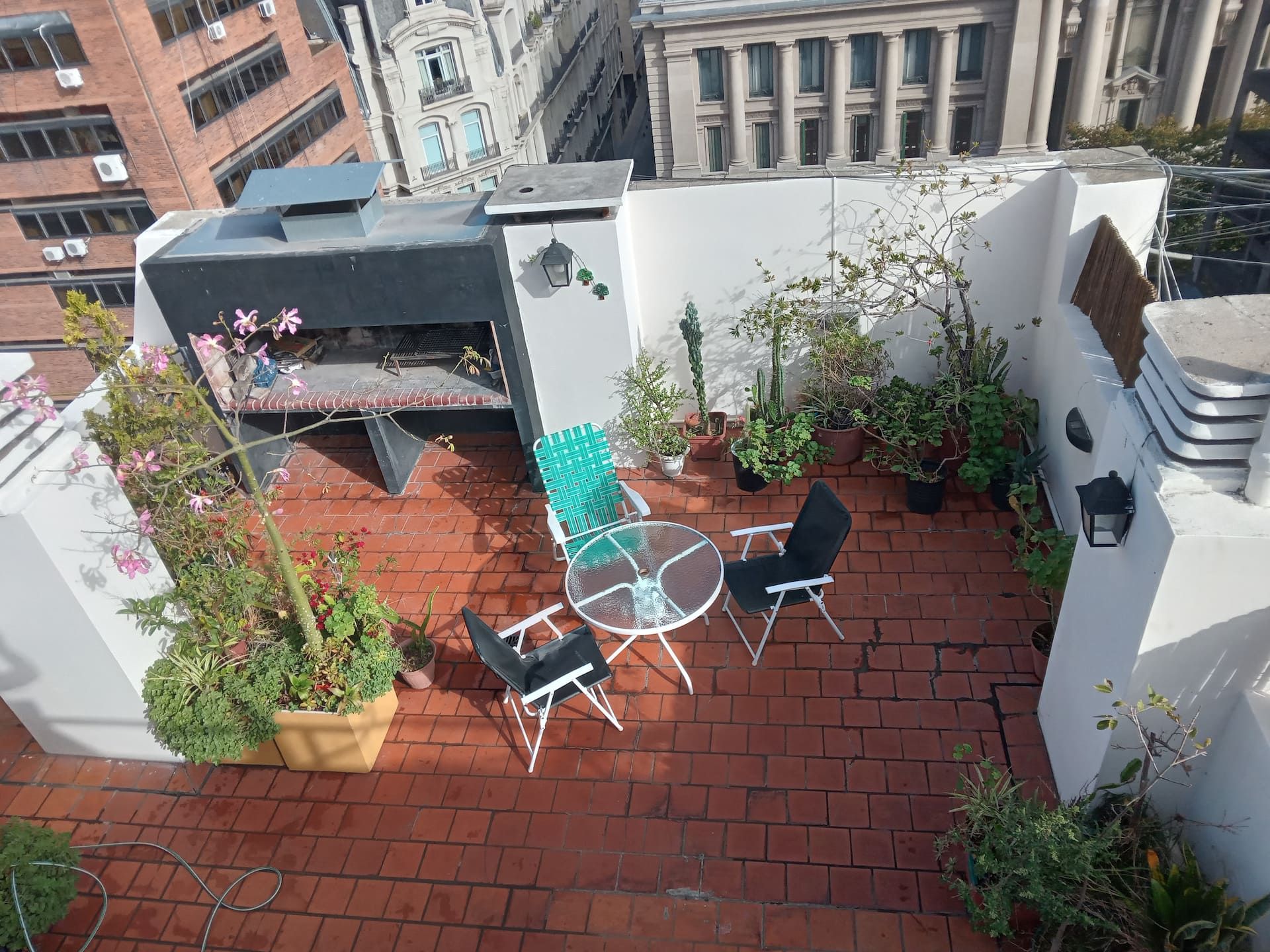 One-bedroom apartment in Monserrat with private rooftop pool