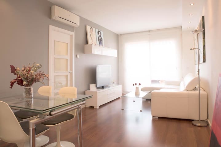 Nice views & silence in center BCN