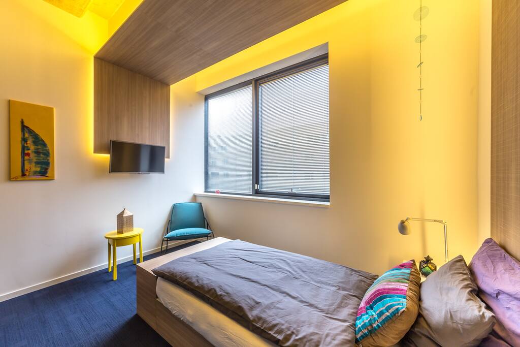 Room 1
