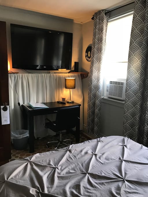 Double bed bedroom space