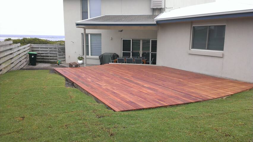 Oceanfront home with 180 degree sea views gallery image 2