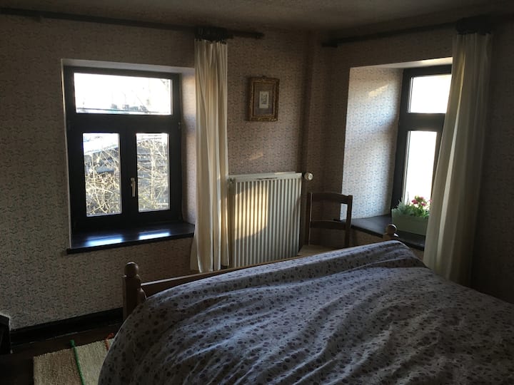 Bedroom 2 (bed 140 cm) 