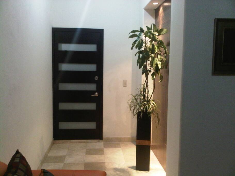 VESTIBULO