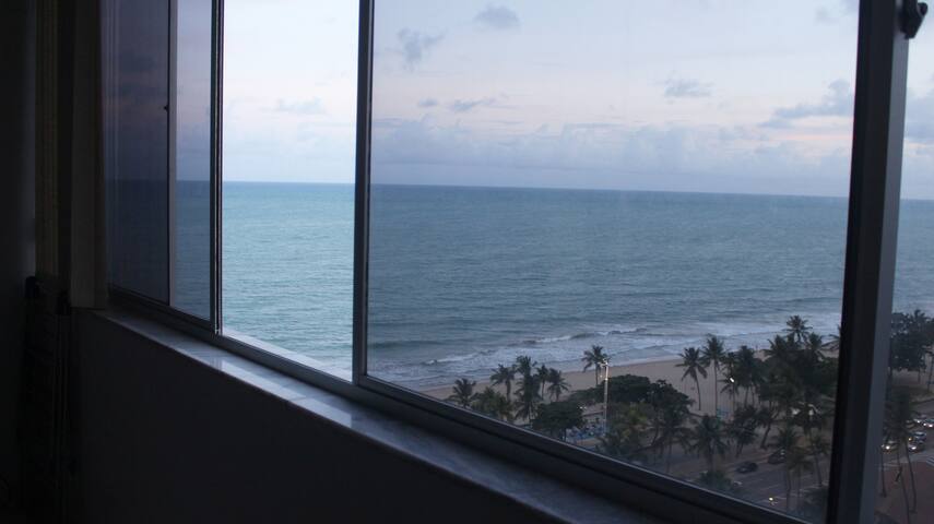 Estúdio na beira-mar de Boa Viagem