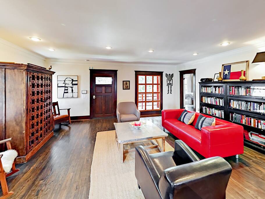 Clean, modern interiors are stylish and comfortable. Professional housekeeping services provided by TurnKey.
