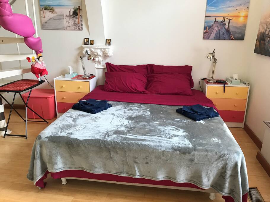 King bed