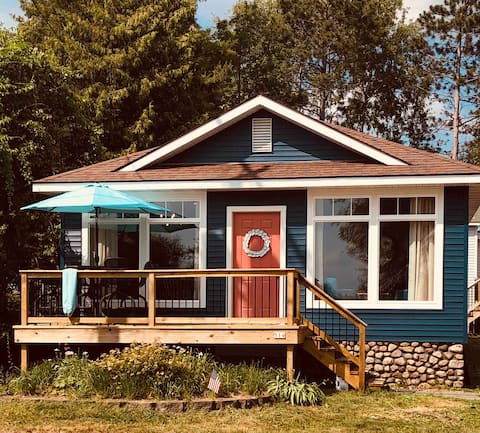 Farmhouse Cottage on Lake Minocqua