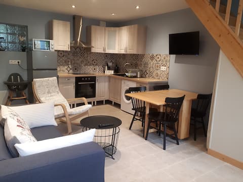 Popular Airbnb listing: Saint-Aubin-sur-Mer, nice house with terrace in Saint Aubin Sur Mer