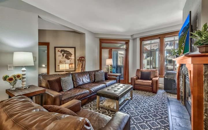 Palisades Village Ski In/out Mountain Retreat - Olympic Valley, CA