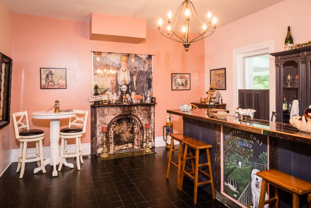 The lounge area