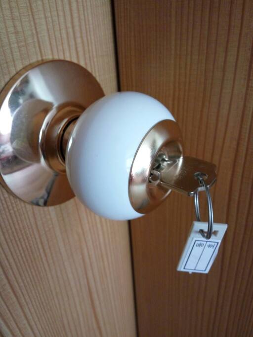 Each room key, very safety