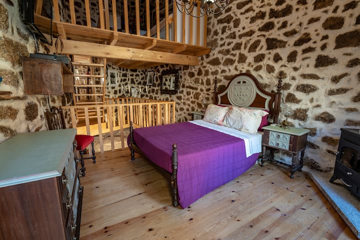 Double bed in double bedroom