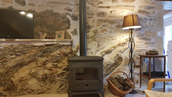 Maison De Charme Atypique  Au Coeur Du  Minervois - Minerve
