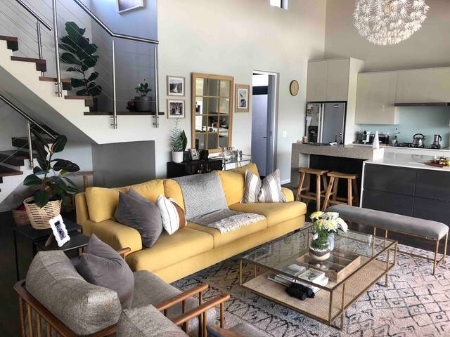 Lakeside home in security estate with solar power gallery image 4