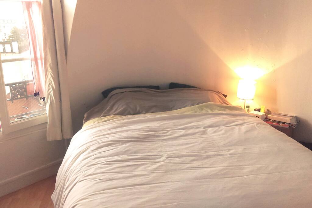 la chambre / the bedroom