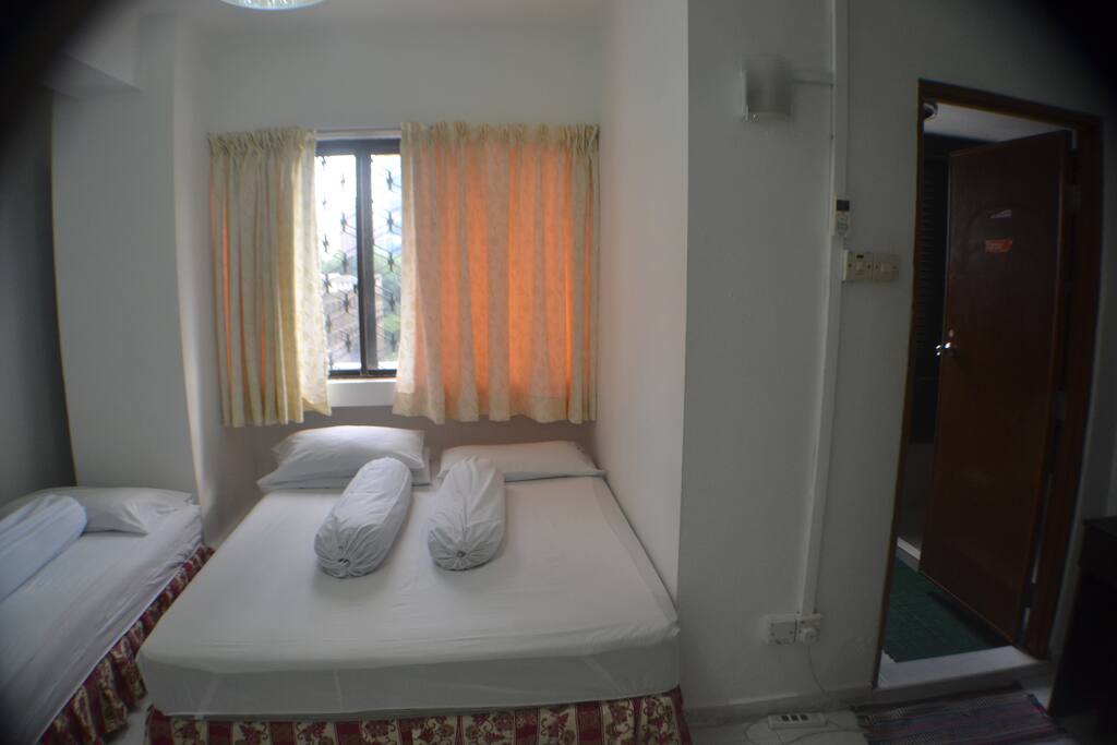 Room 2 beds + Bathroom