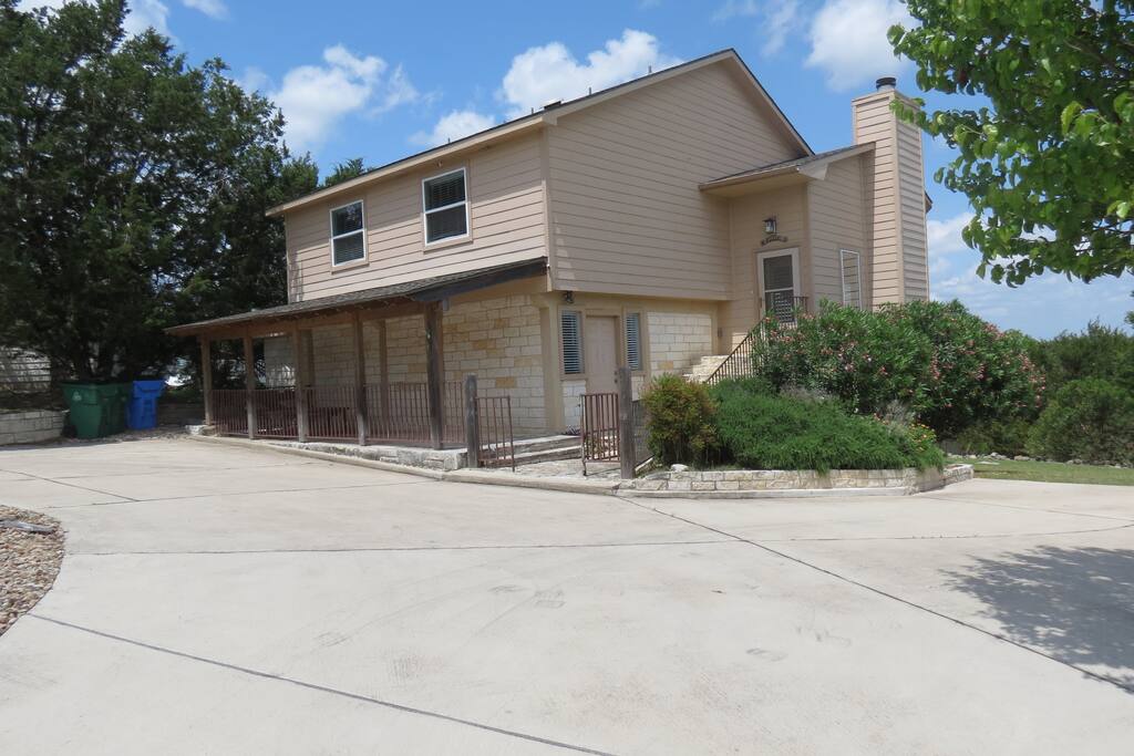 View of house from Kelly Drive