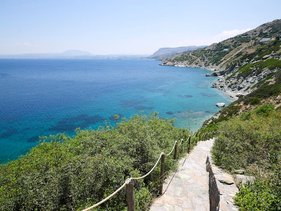 Private pathway leading to the sea