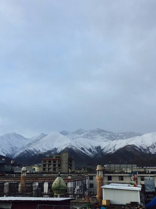 露台上的山景
