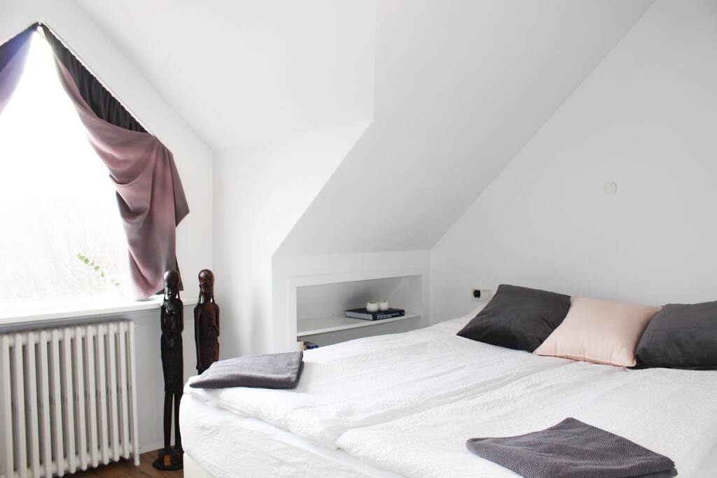 Bedroom - Double bed