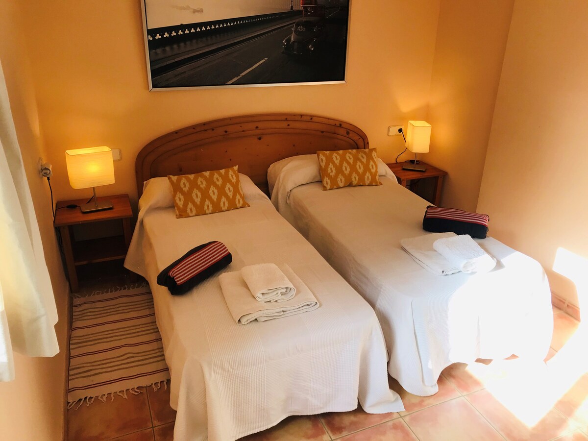 غرفة النوم 2. 