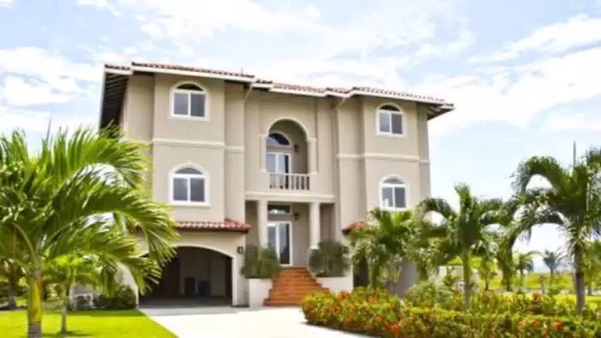 Airbnb Playa La Barqueta Vacation Rentals Places To Stay
