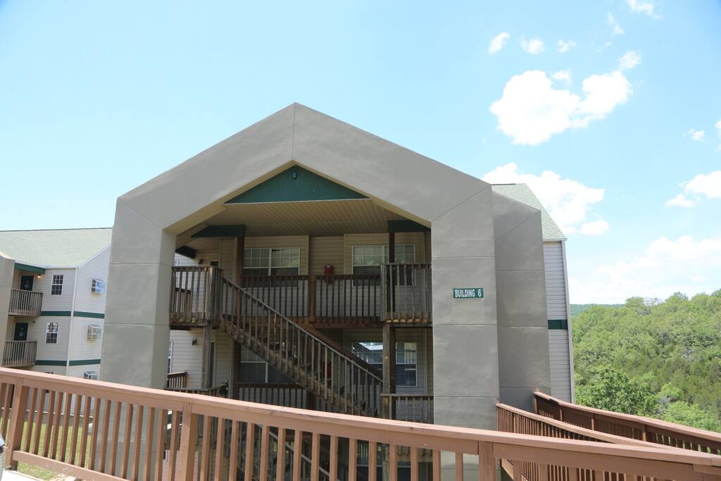 Branson Condo Rental | Eagles Nest | Building