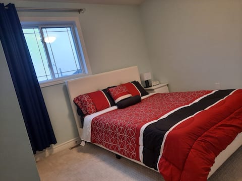Cozy Room 2 in Ingersoll with High Speed Internet