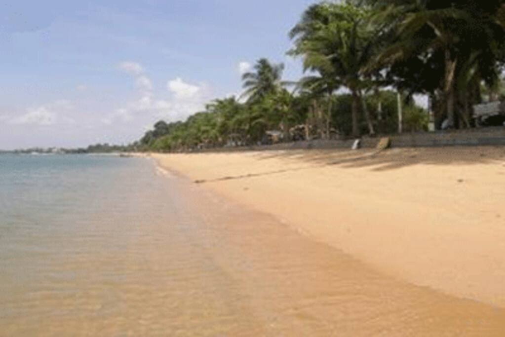 Beautiful Bang Saray Beach
only 200 meters from the Apartment.