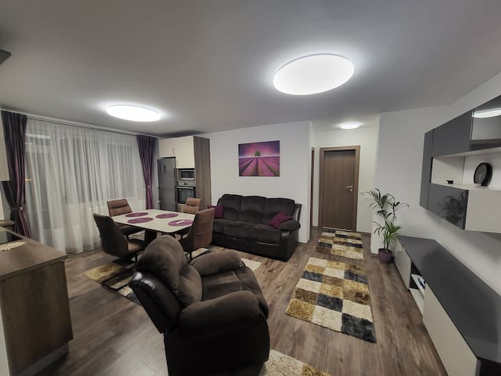 Subcetate Residence
