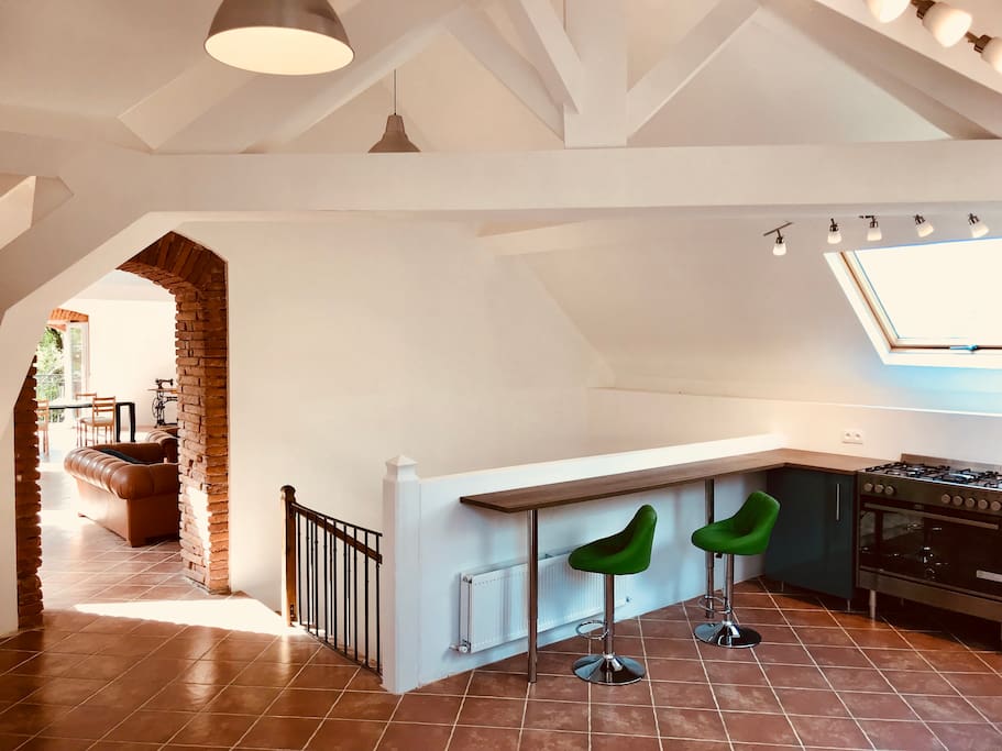 Breakfast bar